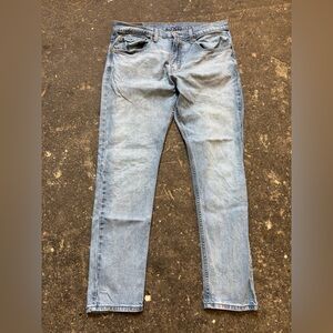Levi’s Light Wash Blue Jeans 512 34x32